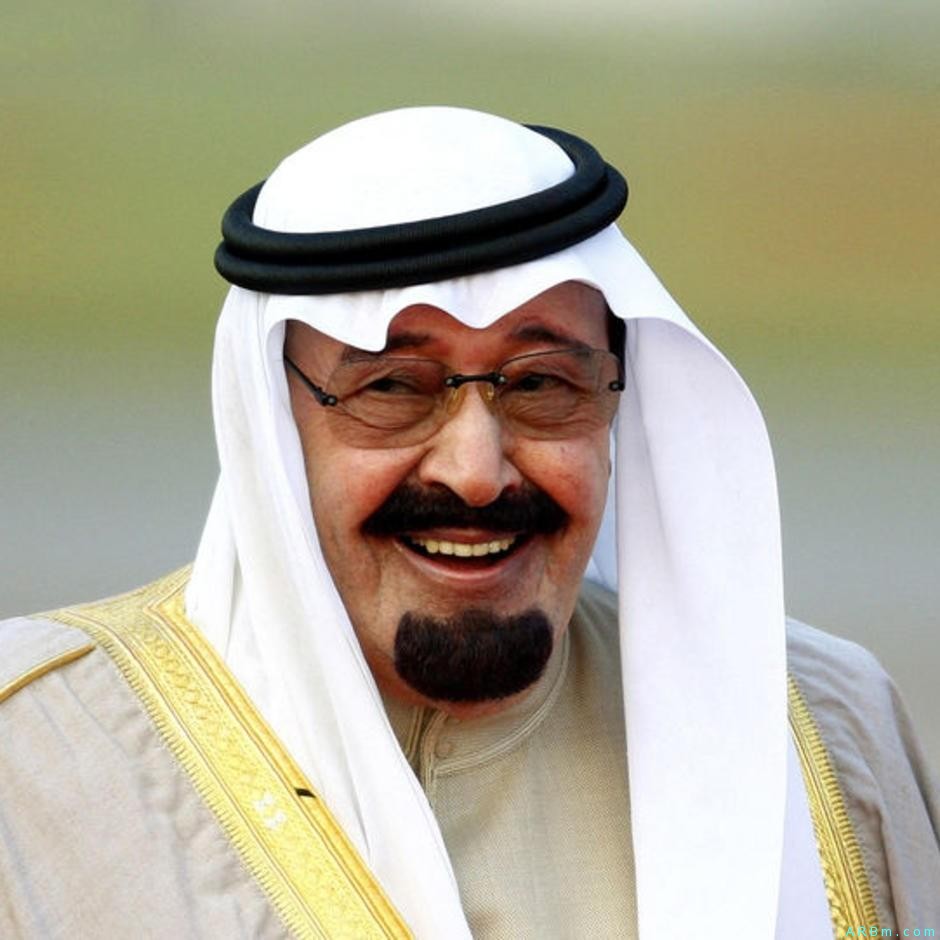 العاهل السعودي يعزل نائب وزير الدفاع الأمير خالد بن بندر بعد أيام من تعيينه