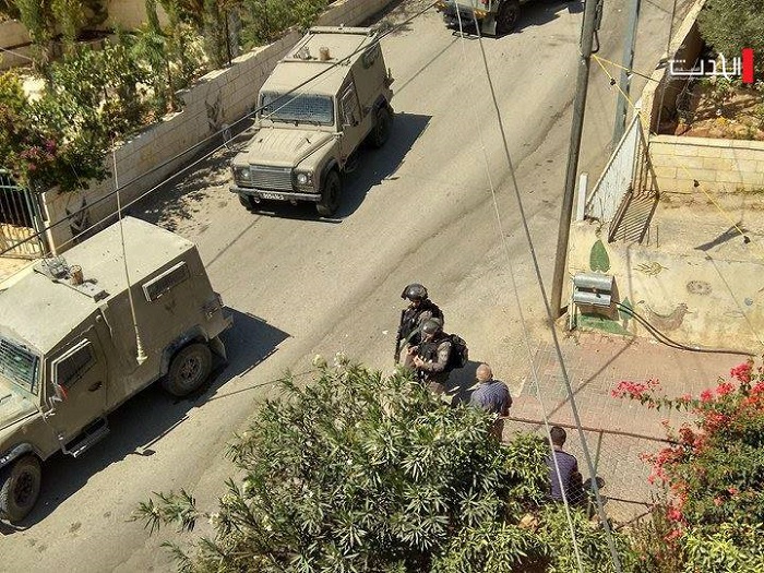 متابعة 