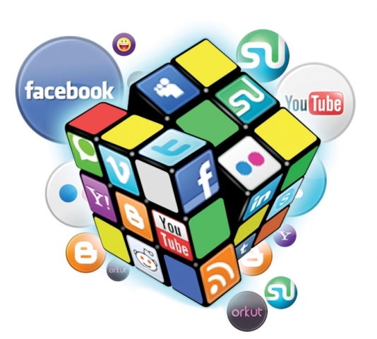 %86 من مستخدمي وسائل التواصل الاجتماعية تجاوزوا  5 ساعات يومياً 