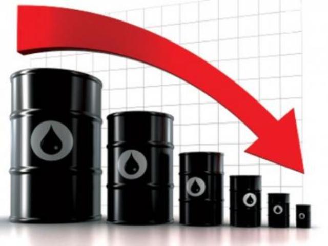  وزير عراقي: هبوط أسعار النفط يزيح المنتجين الهامشيين من السوق
