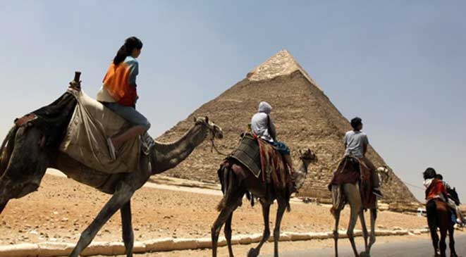 ارتفاع إيرادات مصر السياحية 27% خلال 2014