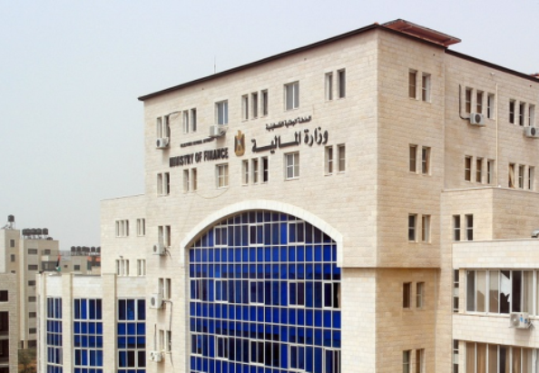  المالية تنفي ادعاءات هنية وتؤكد 47% من موازنتها لغزة