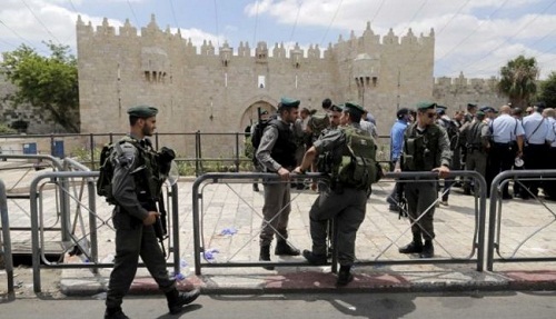 الاحتلال يمنع عقد