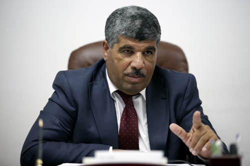 عساف يكشف عن عمليات