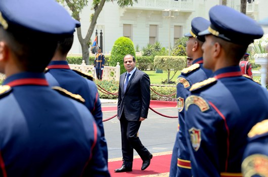 معاريف: السيسي يقود
