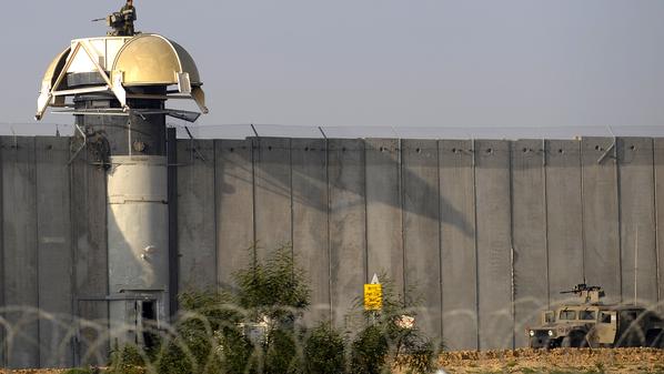 خاص| إسرائيل تستنفر قواتها شرق القطاع لمنع التسلل وتطلق مناطيد تجسس