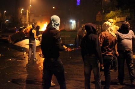 اصابة خمسة شبان بالرصاص في مخيم الدهيشة