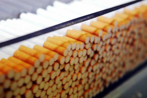 أسعار السجائر موحدة في الخليج قريباً منعاً لتهريبها من السعودية
