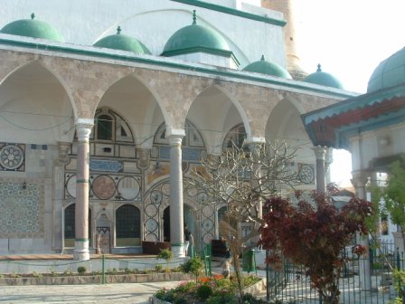  متابعة 