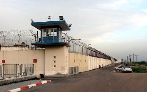 هيئة الأسرى: نقل 12 أسيرة من 'هشارون' إلى سجن 'الدامون'