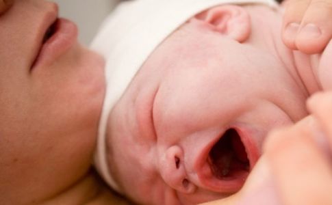 معتقدات خاطئة حول المخاض والولادة

