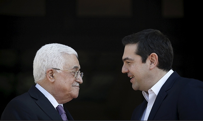 البرلمان اليوناني يقرر بالإجماع الاعتراف بدولة فلسطين
