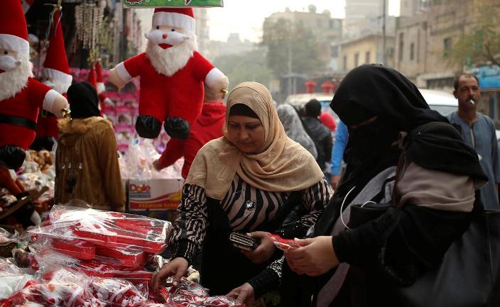 ظاهرة نادرة تجمع أفراح المسلمين والمسيحيين !