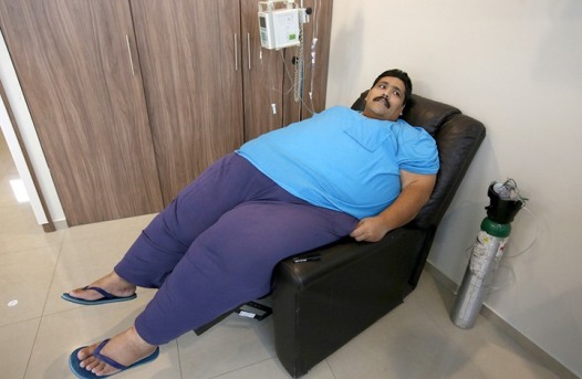وفاة الرجل الأكثر سمنة بالعالم بعد إنقاص وزنه إلى 295 كغم
