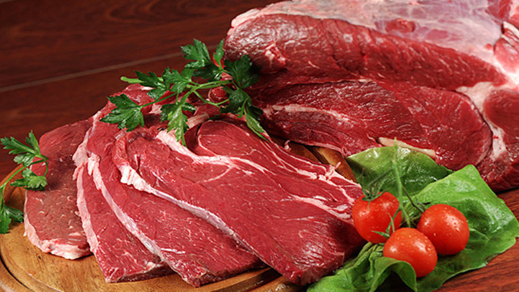 العلماء: خطر الإصابة بالجلطة الدماغية يزداد بتناول اللحوم الحمراء
