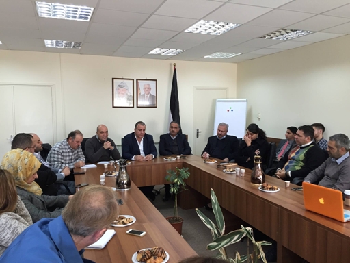 وزارة العمل تعقد