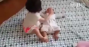 بالفيديو.. ماذا فعلت أخت لتنهي بكاء أخيها الرضيع
