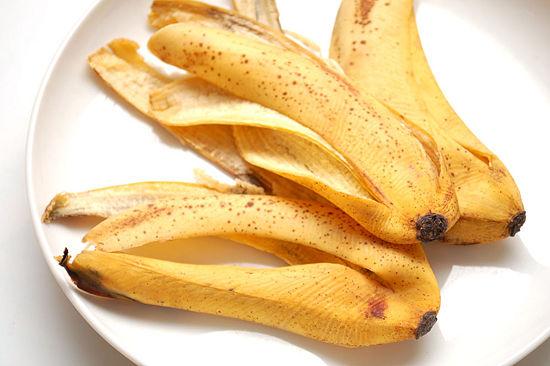 7 استخدامات مدهشة لقشور الموز في المنزل