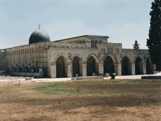 تهويد اسماء بوابات المسجد الاقصى وتغيير اسمائها العربية الاسلامية الى العبرية