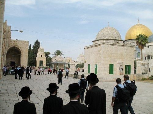 اقتحامات جديدة للأقصى
