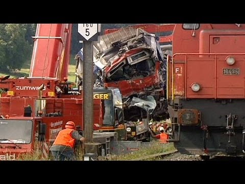 تصادم قطارين قرب مدينة زيورخ السويسرية ووقوع إصابات