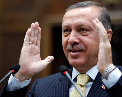 أردوغان يؤدي مناسك العمرة في مستهل زيارته للسعودية