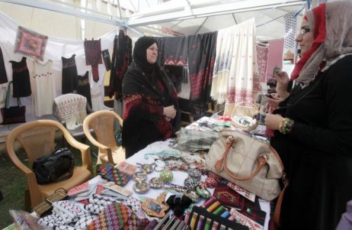 معرض للمشاريع النسائية في غزة