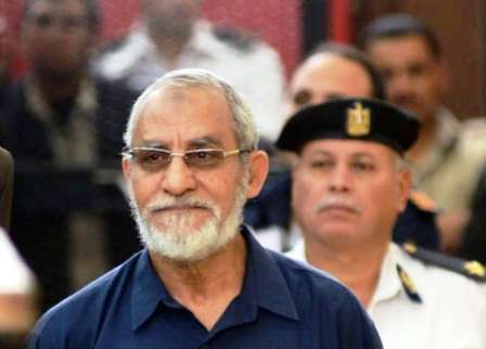 حصيلة قضايا مرشد إخوان مصر: 104 سنة سجن وإحالة للمفتي
