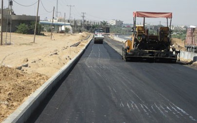الأشغال بصدد طرح مناقصة المرحلة الثالثة من مشروع تطوير شارع صلاح الدين في غزة
