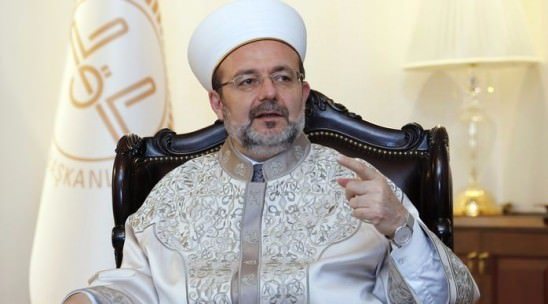 رئيس «الشؤون الدينية» التركي يصلي الفجر في «الأقصى»
