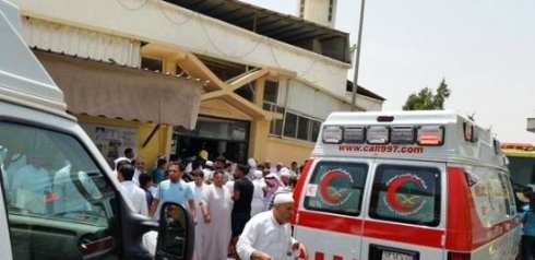 مسؤول بمستشفى: نحو 20 قتيلا في الهجوم على مسجد للشيعة في السعودية
