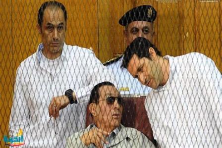 محكمة مصرية تحدد 4 يونيو المقبل للحكم في الطعن على براءة مبارك من قتل المتظاهرين
