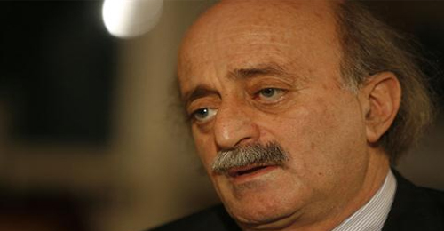 جنبلاط يطالب الاردن بتسليح دروز سوريا 