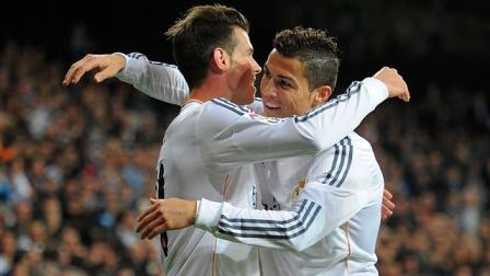رئيس ريال مدريد أشعل النار بين رونالدو وجاريث بيل