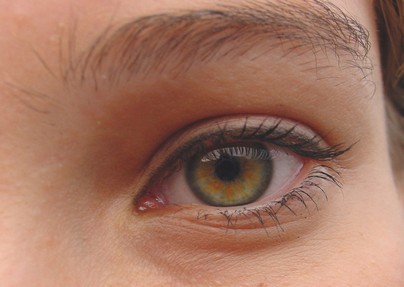 دراسة: أوميغا 3 يقلل من التأثيرات السلبية لجفاف العين