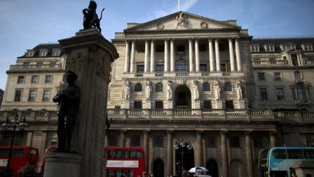 مسؤولة ببنك إنجلترا: أسعار الفائدة تتجه للارتفاع
