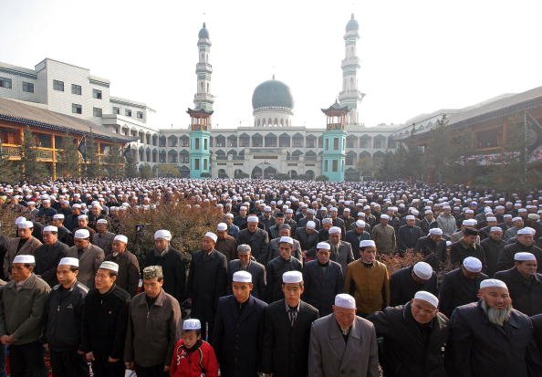 ساينس مونيتور: لماذا تمنع الصين صيام مسلمي شينجيانج في رمضان؟