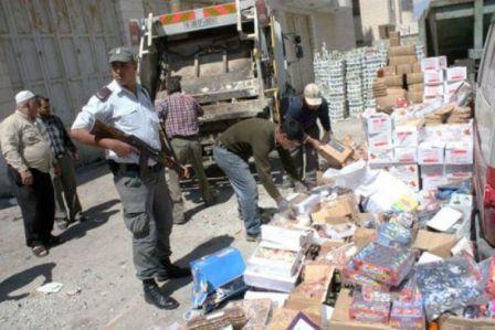 ضبط 71 طنا من البضائع الفاسدة في السوق الفلسطينية خلال رمضان
