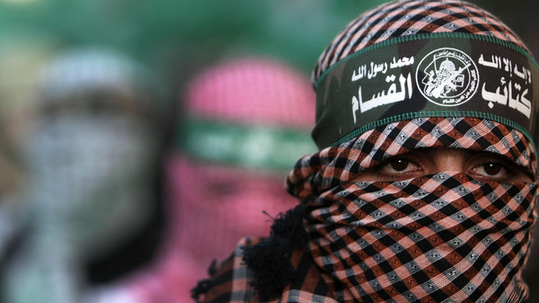 القسام تنشر معدات جنود إسرائيليين استولت عليها خلال الحرب