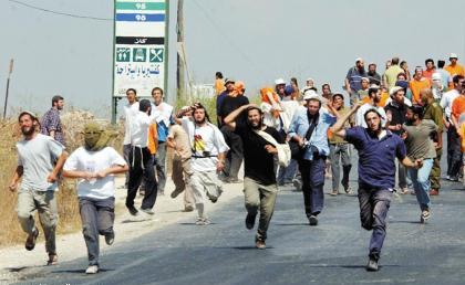 مستوطنون يمنعون موظفي 'الأشغال العامة' من العمل بطريق عورتا- يانون