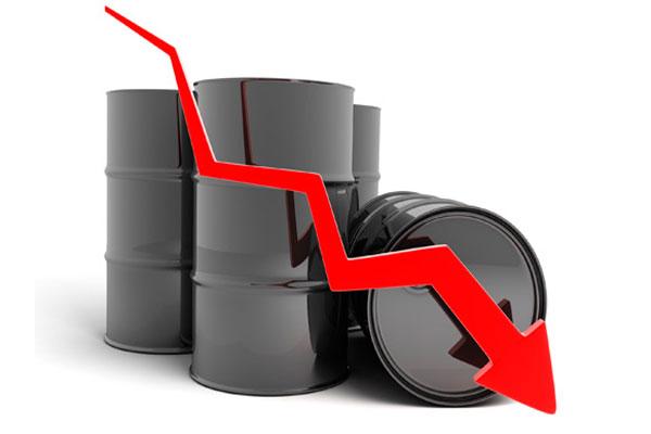 سعر النفط يهوي لأقل