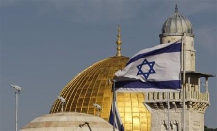 المفتي العام يستنكر رفع العلم الإسرائيلي في رحاب الأقصى