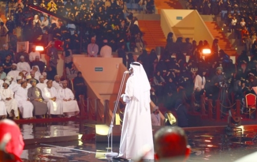 حسين الجسمي يغني «حلوة عمان» في مهرجان صلالة
