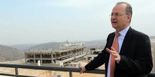 مصطفى يطلع وزير الاقتصاد