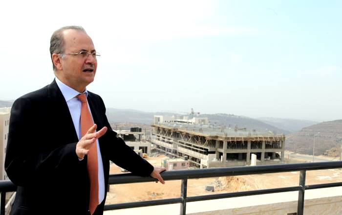 د.محمد مصطفى لبعثة البنك الدولي: نعمل بجد للمساهمة في تحقيق أمن الطاقة لفلسطين