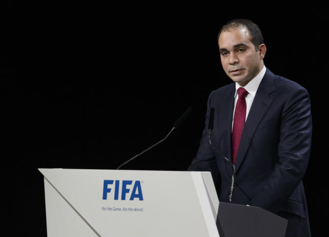 الامير علي ينفي إمكانية الاستعانة بمارادونا في منصب نائب رئيس الفيفا