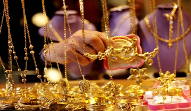 الاقتصاد: دمغ 13 طن ذهب خلال العام المنصرم بزيادة 21.3% عن 2014