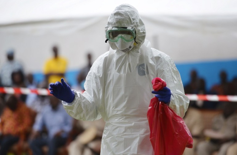 منظمة الصحة العالمية تعلن انتهاء وباء إيبولا في غرب أفريقيا
