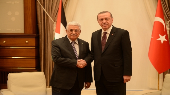 جلسة مباحثات ثنائية بين الرئيس محمود عباس واردوغان
