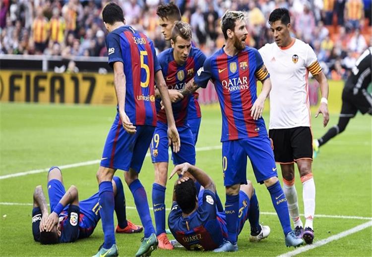 برشلونة يرد بقوة